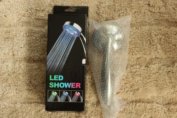 7 Color Handheld Bathroom Shower Heads Round Led Light Temperature Display